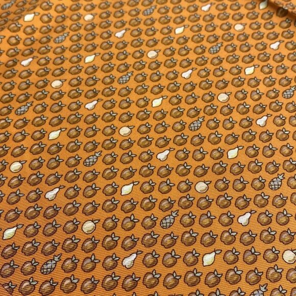 HERMES Petit Carre - Orange Cream Scarf 140-072325 - Picture 2 of 4